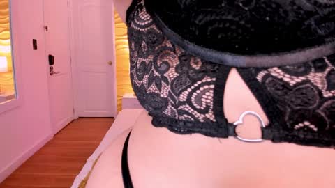 Snapshot of jasmiinevans chatting on January 31, 2025, 7:51 pm Jasmin Evans online show from January 31, 2025, 7:51 pm