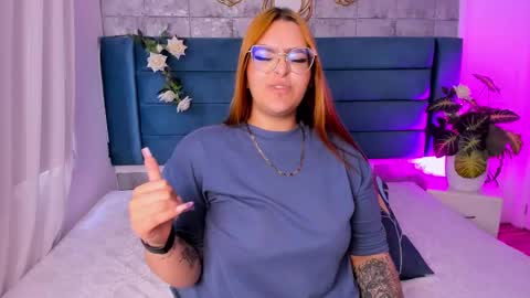 Snapshot of jasmiinevans chatting on February 26, 2025, 5:39 pm Jasmin Evans online show from February 26, 2025, 5:39 pm