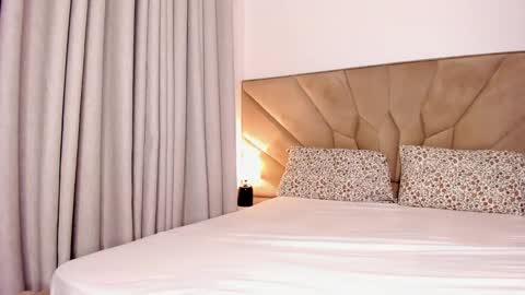 Snapshot of jasmin_melons chatting on November 6, 2025, 2:56 am jasmin_melons online show from November 6, 2025, 2:56 am