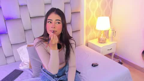 Jasmine online show from September 23, 2025, 7:17 pm