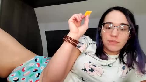 jasmineelizabeth online show from January 26, 2025, 10:45 am