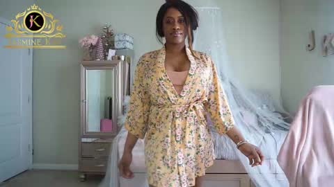 Snapshot of jasminekay chatting on February 3, 2026, 4:45 pm JasmineKay online show from February 3, 2026, 4:45 pm