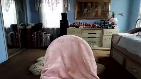 JasmineKay online show from May 24, 2026, 8:14 pm