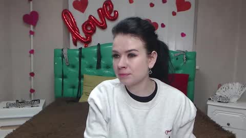 JasmineKouch online show from February 6, 2026, 9:23 am