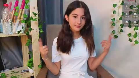 Fantastic Jasmin online show from June 30, 2026, 6:42 pm