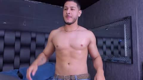 Snapshot of jason_shaw_ chatting on October 1, 2025, 11:22 pm Jasson Shaw online show from October 1, 2025, 11:22 pm