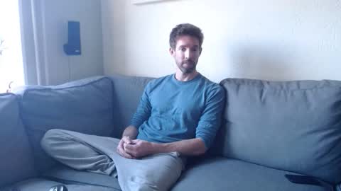 Snapshot of jasonberg29 chatting on October 28, 2025, 2:09 pm Jason online show from October 28, 2025, 2:09 pm