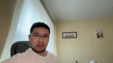Snapshot of jasonryu2025 chatting on April 17, 2026, 11:46 am Jason Ryu online show from April 17, 2026, 11:46 am