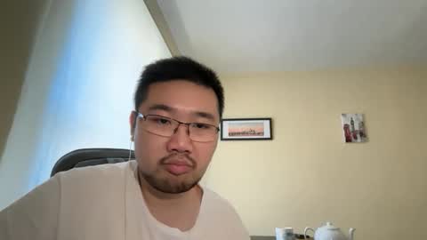 Snapshot of jasonryu2025 chatting on April 23, 2026, 12:29 pm Jason Ryu online show from April 23, 2026, 12:29 pm