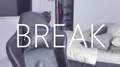 JBrooksXx online show from January 20, 2025, 12:04 am