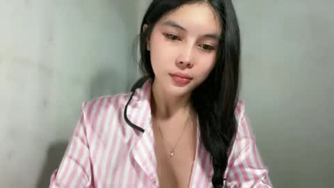 Snapshot of jassie_baee chatting on July 19, 2026, 3:49 pm jassie_baee online show from July 19, 2026, 3:49 pm