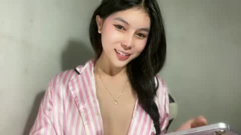 Snapshot of jassie_baee chatting on July 21, 2026, 6:54 pm jassie_baee online show from July 21, 2026, 6:54 pm