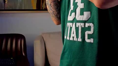 Lil Dark online show from November 10, 2025, 2:21 am