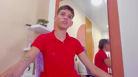 Snapshot of jasson_smit chatting on December 12, 2024, 1:06 pm J A S S O N online show from December 12, 2024, 1:06 pm