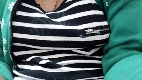 Snapshot of jasspreettt chatting on December 4, 2025, 1:48 am jasspreettt online show from December 4, 2025, 1:48 am