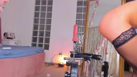 JassyeJoy online show from November 25, 2025, 5:18 am