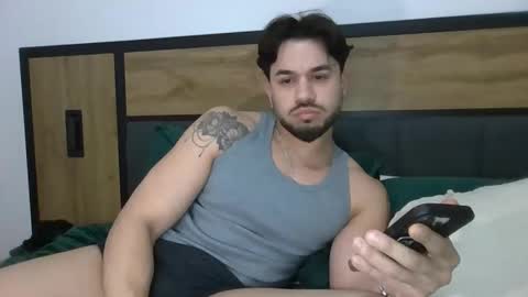 jaufrejjgr online show from March 23, 2026, 8:24 pm