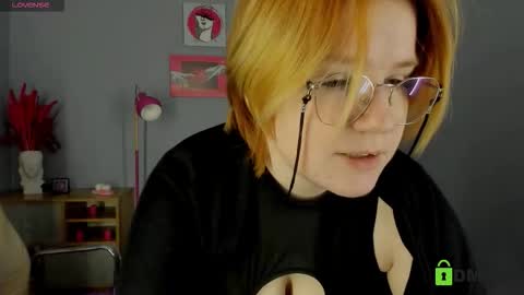 Katerina online show from February 8, 2026, 8:23 pm