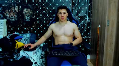 Javier online show from April 17, 2026, 5:43 am