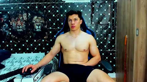 Snapshot of javiersexymann chatting on May 15, 2026, 10:28 pm Javier online show from May 15, 2026, 10:28 pm