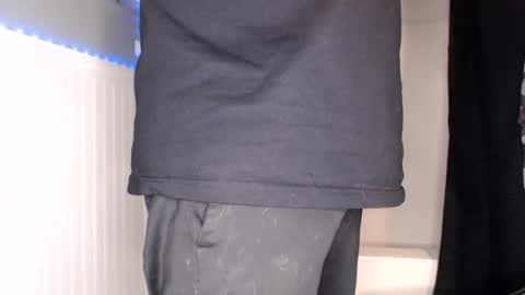 jax online show from November 17, 2025, 6:19 am