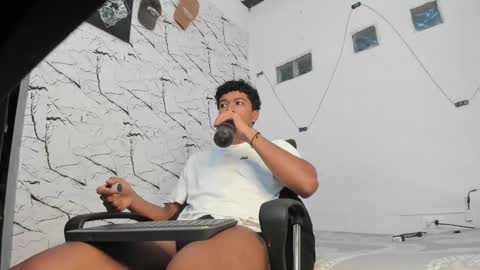 Jay online show from February 8, 2026, 11:13 am