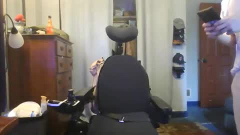 Snapshot of jaybrik92 chatting on April 29, 2026, 5:30 pm Jlio Delgauto online show from April 29, 2026, 5:30 pm