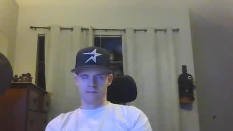 Snapshot of jaybrik92 chatting on August 2, 2026, 2:32 am Jlio Delgauto online show from August 2, 2026, 2:32 am