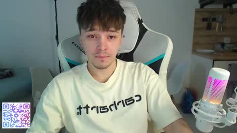 Snapshot of jayce_icestone chatting on February 6, 2026, 9:45 am Jayce online show from February 6, 2026, 9:45 am