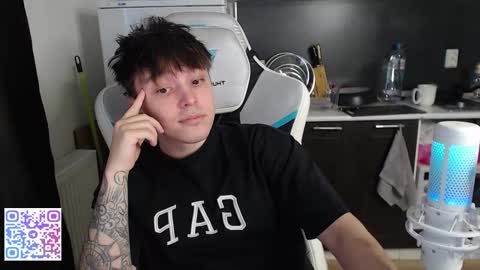 Snapshot of jayce_icestone chatting on February 26, 2026, 2:27 pm Jayce online show from February 26, 2026, 2:27 pm