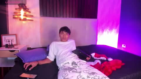 jaycobblack1 online show from December 20, 2025, 12:12 pm