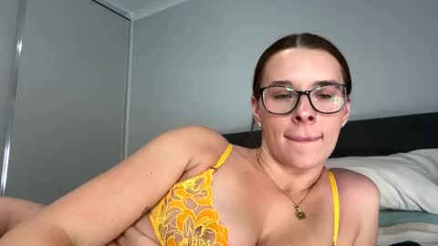 Jaydareevesxx online show from February 9, 2025, 3:32 am