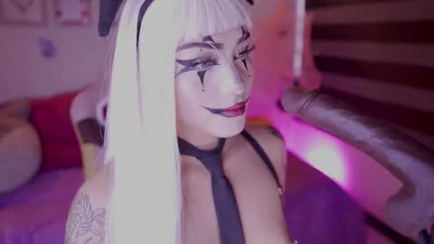 Jayen online show from October 23, 2025, 7:45 pm