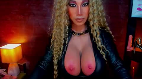 Snapshot of jayetan chatting on October 17, 2025, 1:53 am jayetan online show from October 17, 2025, 1:53 am