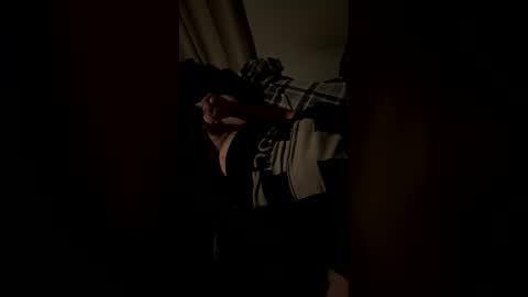 jayr00239 online show from April 26, 2026, 5:27 am