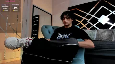Snapshot of jaytaylorr chatting on May 28, 2026, 11:29 am Jay Taylor online show from May 28, 2026, 11:29 am