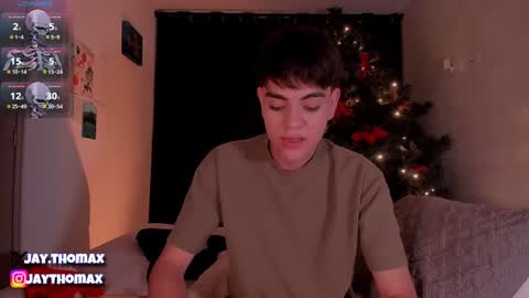 jaythomax online show from December 14, 2024, 1:39 am