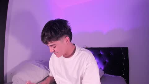 jaythomax online show from January 12, 2025, 8:25 am