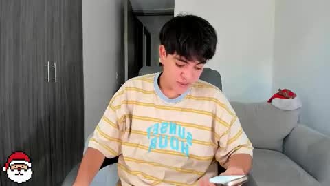 jaythomax online show from December 21, 2025, 9:55 pm