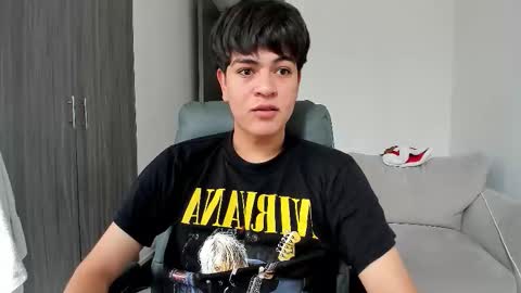 jaythomax online show from January 18, 2026, 1:37 pm