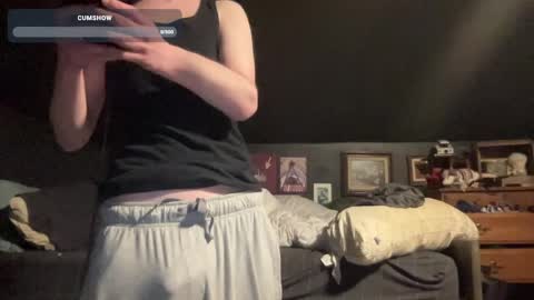 jaytwink1900 online show from April 17, 2026, 10:40 am