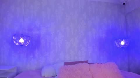 JAZLIN ANGELS online show from May 13, 2026, 9:39 am
