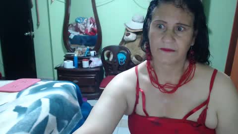 Snapshot of jazmin_rios chatting on January 22, 2025, 11:23 am jazmim online show from January 22, 2025, 11:23 am