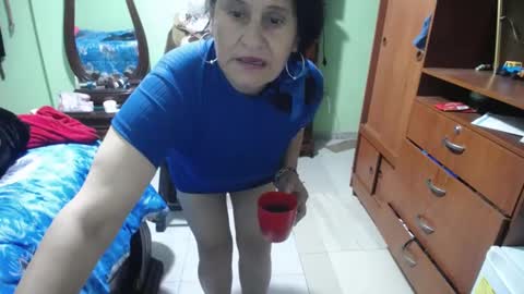 Snapshot of jazmin_rios chatting on February 4, 2025, 3:22 am jazmim online show from February 4, 2025, 3:22 am