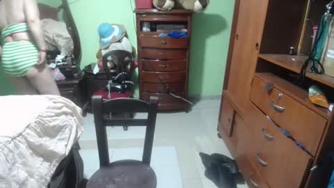 Snapshot of jazmin_rios chatting on March 7, 2025, 11:18 am jazmim online show from March 7, 2025, 11:18 am