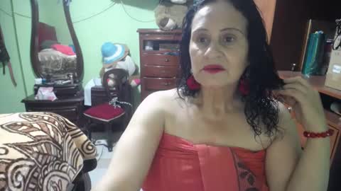 Snapshot of jazmin_rios chatting on March 10, 2025, 6:45 pm jazmim online show from March 10, 2025, 6:45 pm