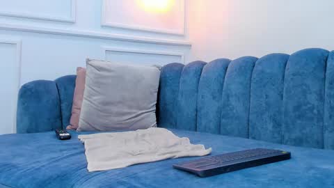 Jasmine  online show from February 19, 2025, 7:17 am