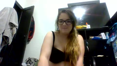 Snapshot of jazzyrae97 chatting on December 30, 2024, 4:53 am Jazzyrae online show from December 30, 2024, 4:53 am