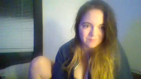 Snapshot of jazzyrae97 chatting on February 11, 2025, 4:44 am Jazzyrae online show from February 11, 2025, 4:44 am