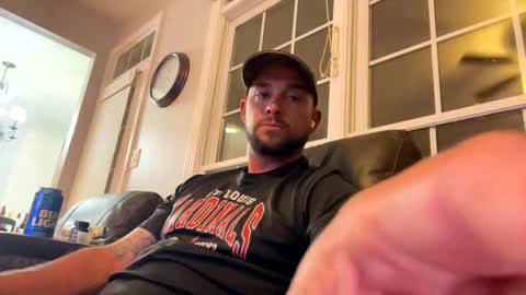 jbills910910 online show from May 19, 2026, 2:40 am